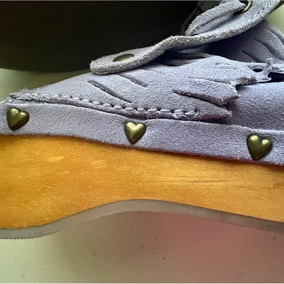 👧🏻💜👡GAP Lilac🦄 Suede Leather Wood Clogs 💟 NWT - Picture 3 of 8